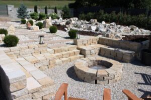 Kruhové ohnisko Arcadia, farba pieskovec a platne Terrazza Grande