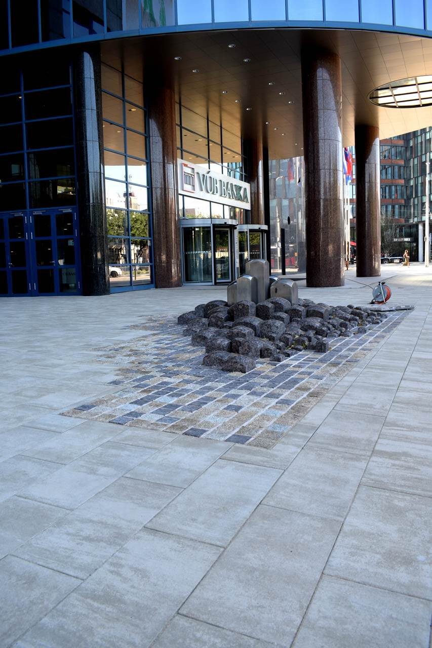 city stone design_inspiracie_verejny sektor_bratislava_centrala vub_1