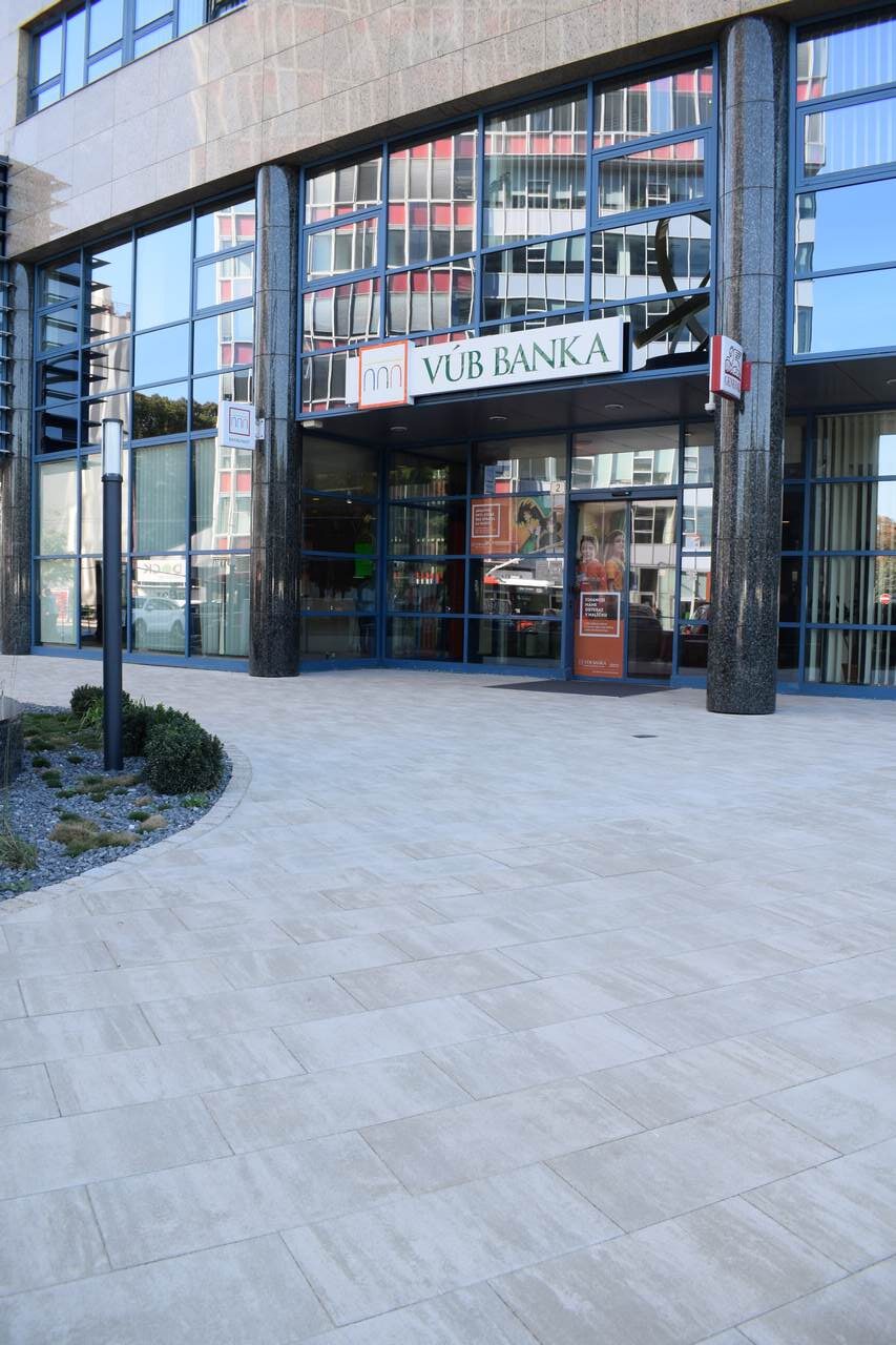 city stone design_inspiracie_verejny sektor_bratislava_centrala vub_5