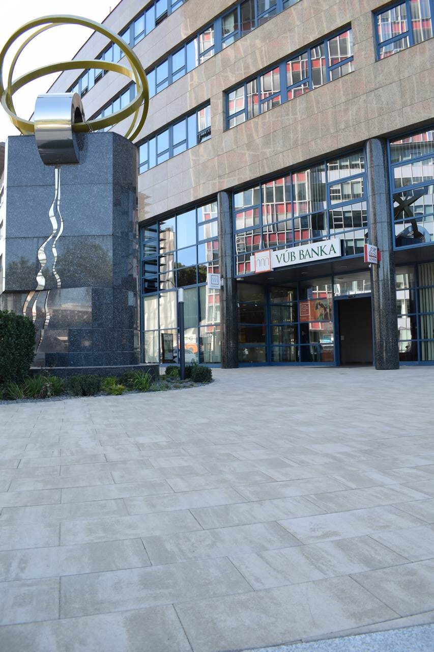 city stone design_inspiracie_verejny sektor_bratislava_centrala vub_6