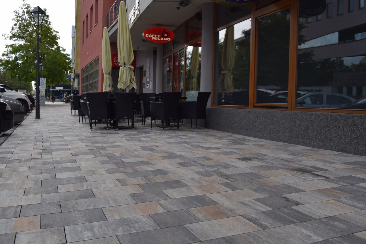 citystonedesign_betonova dlazba_reina_namestie snp_trnava_5