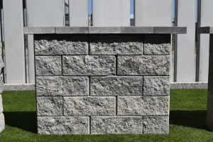 Casser MONO, štiepaná strana, farba granito