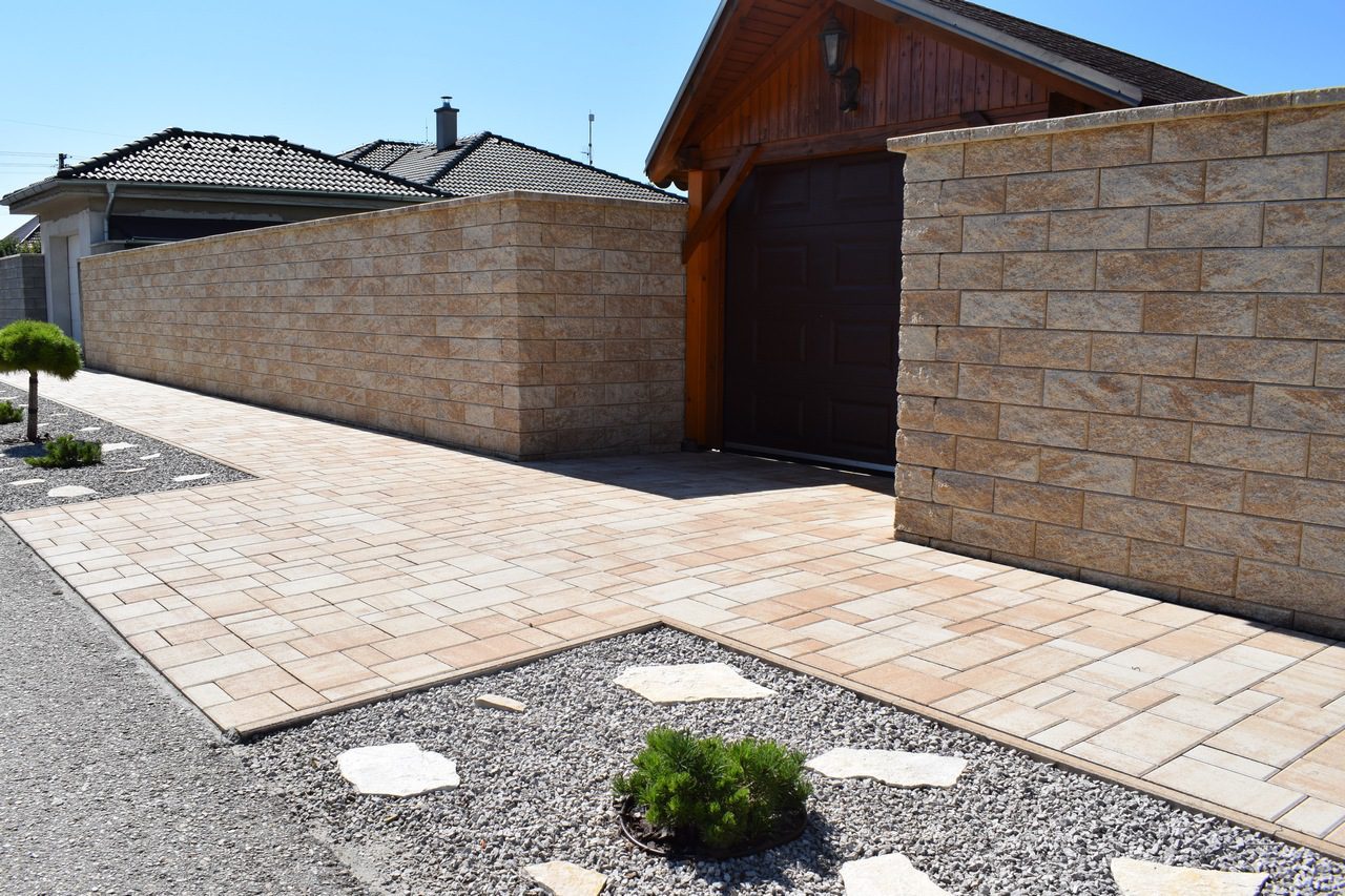 citystonedesign_betonovy plot casser latte_dlazba Top Zona kombi latte_1