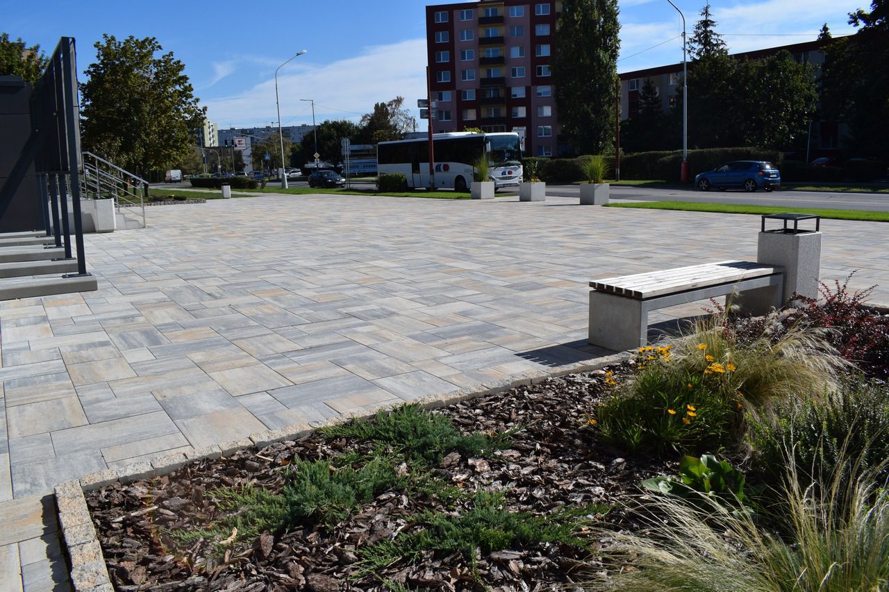 citystonedesign_dlazba ravena_dolomite_kulturny dom sala_6