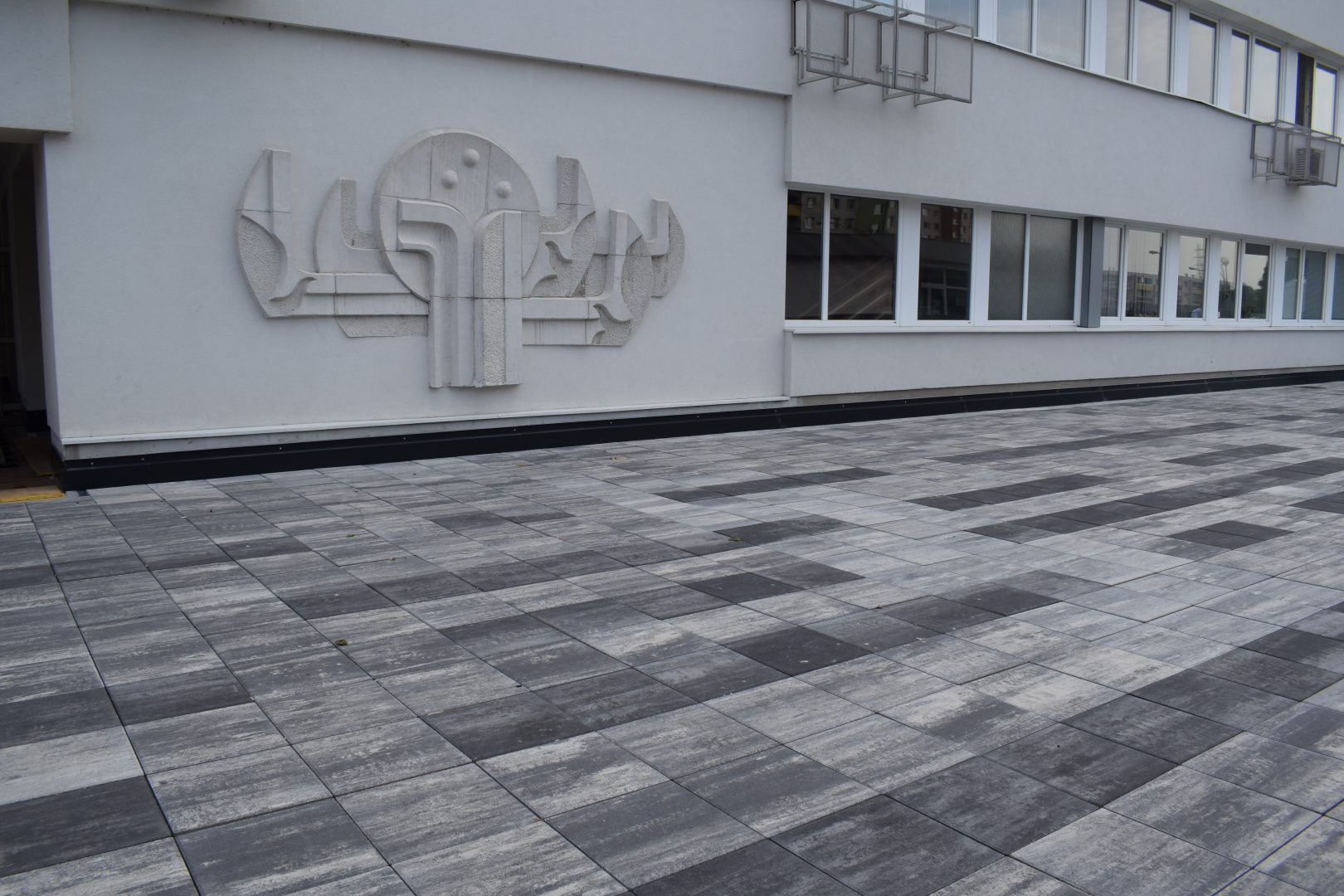 galeria_verejny priestor_poliklinika ba_terrazza naturo_4 platne terrazza naturo